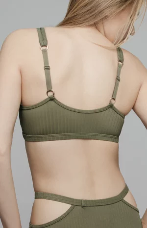 02_billie_olive_top02