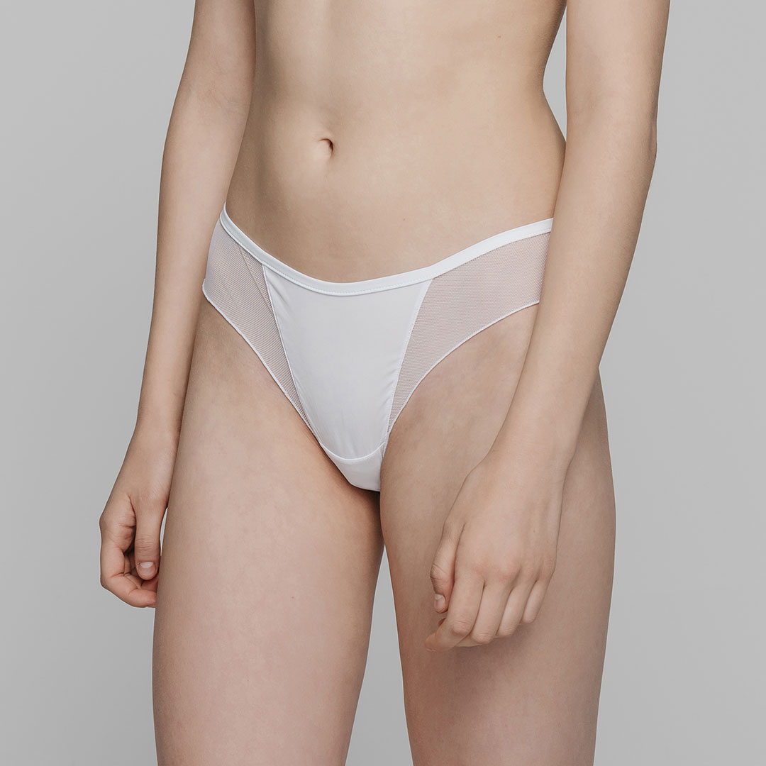 variable｜ Cheeky Panty | White